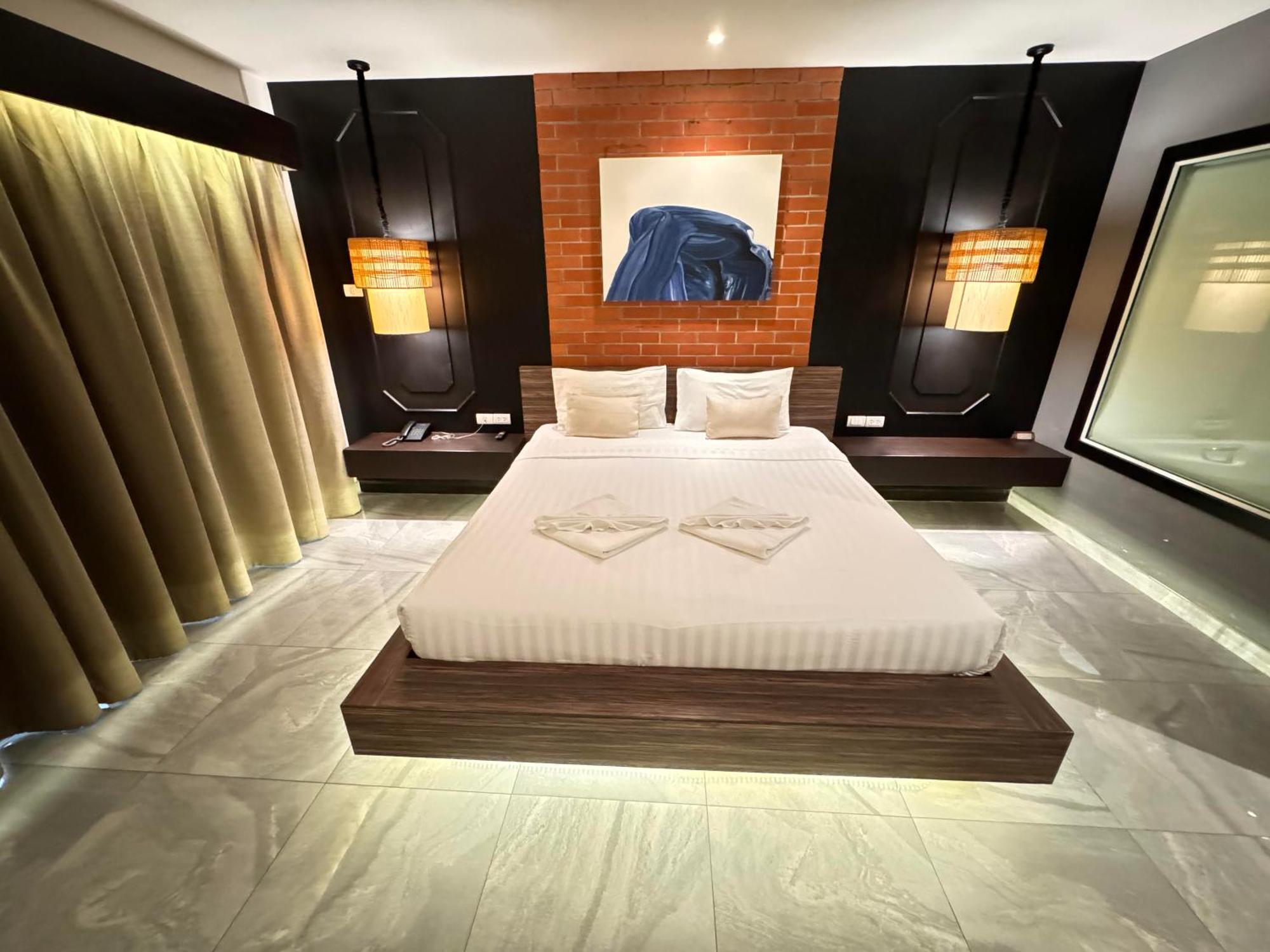 De Coze Hotel Patong Exterior foto