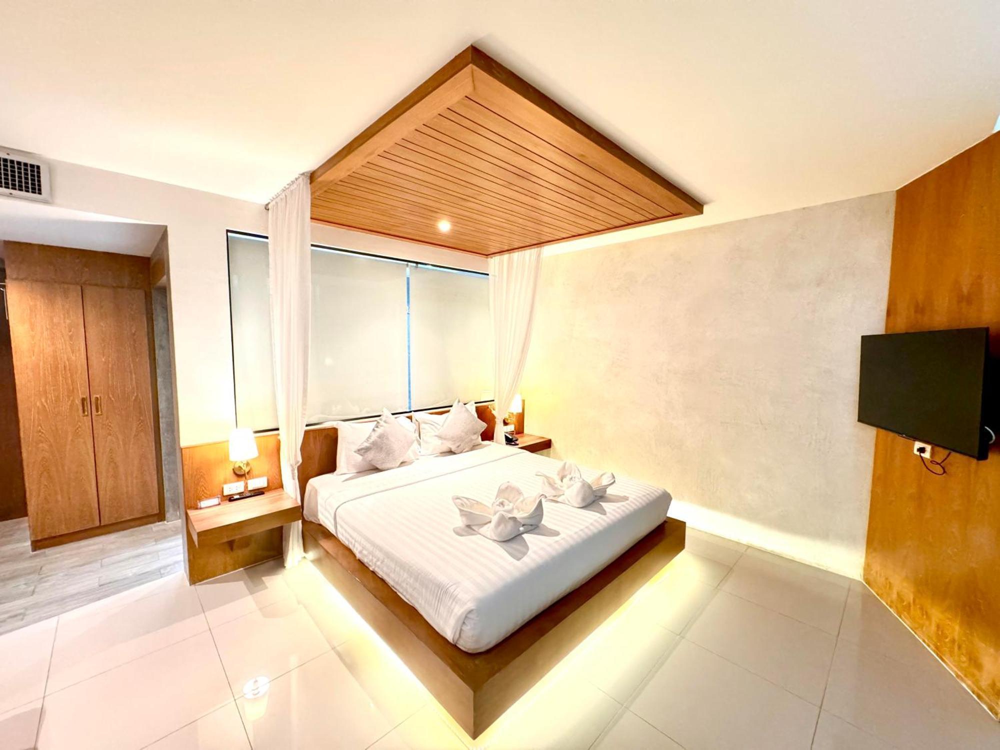 De Coze Hotel Patong Exterior foto